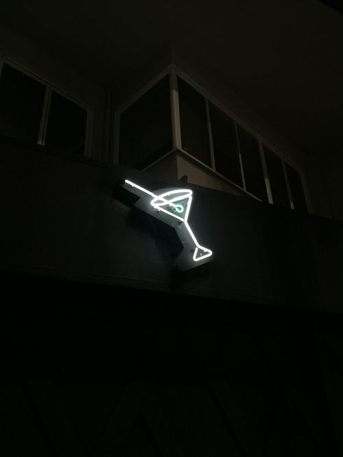 Brentwood Lounge